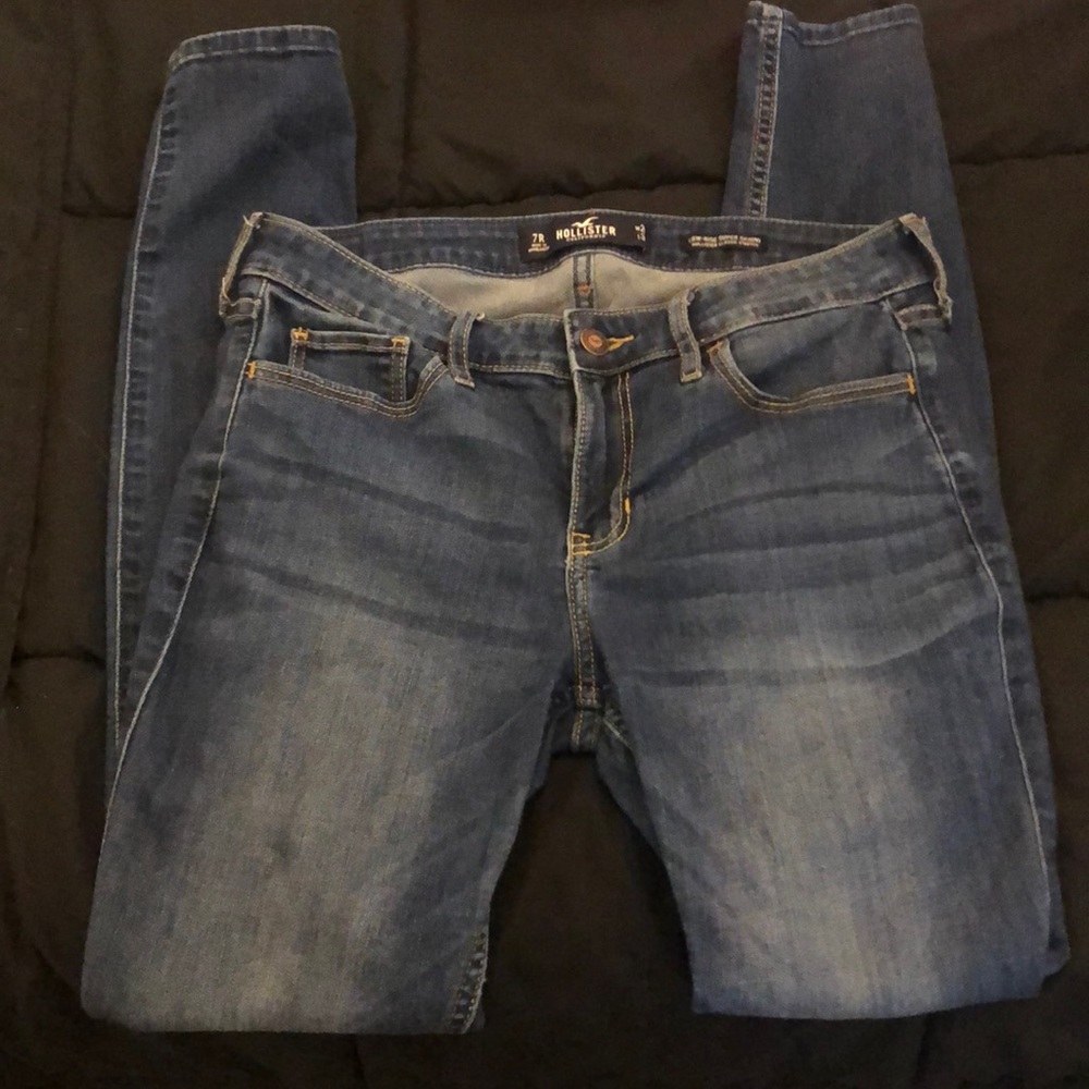 Hollister low-rise super skinny jeans